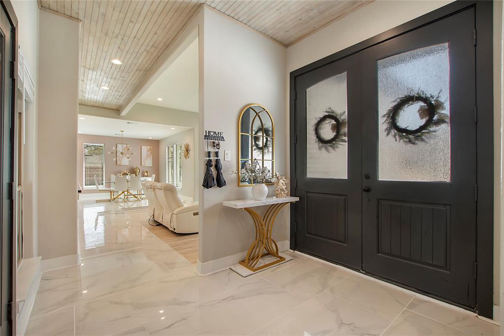 2508 Clublake Trail