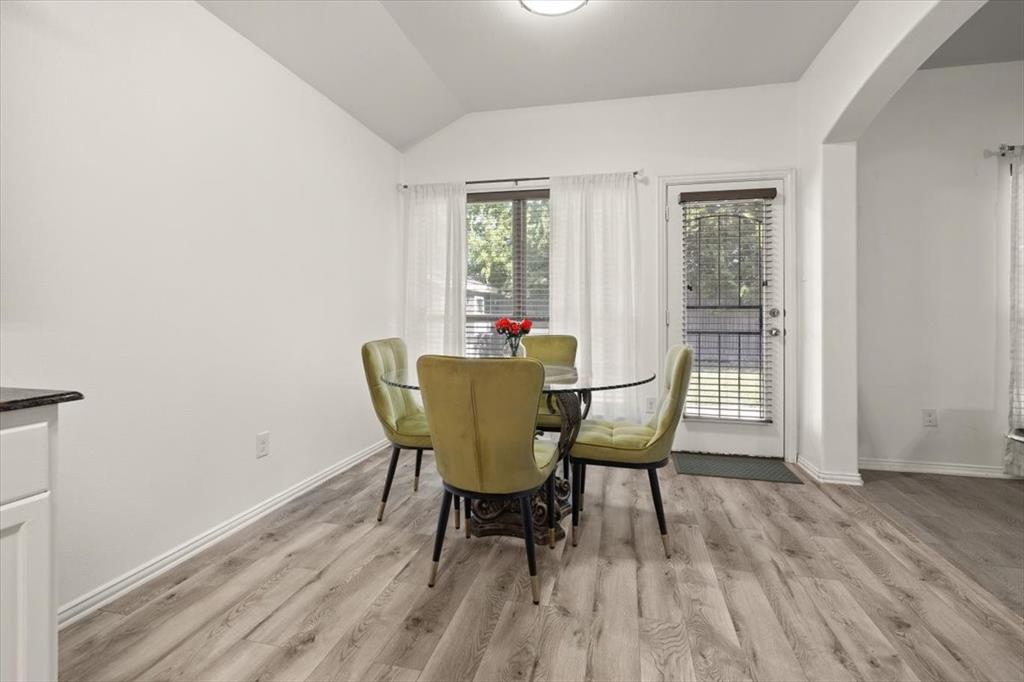 3117 Royal Crest Drive