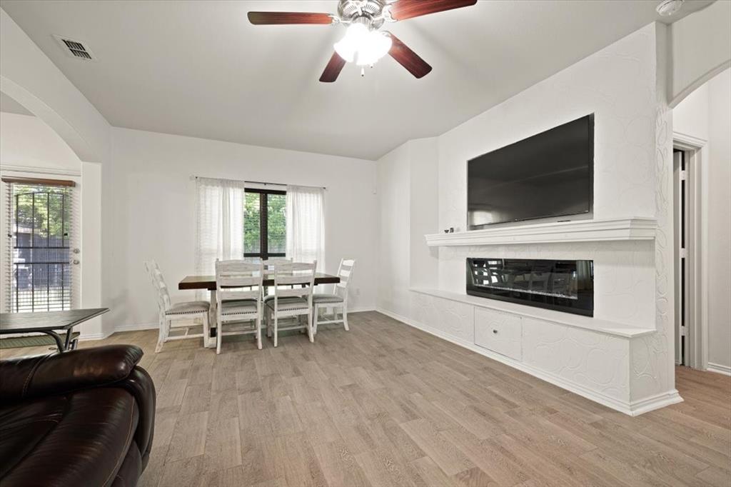 3117 Royal Crest Drive