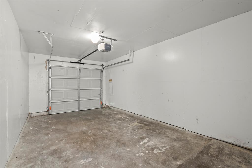 College Park 02 - Residential Lease