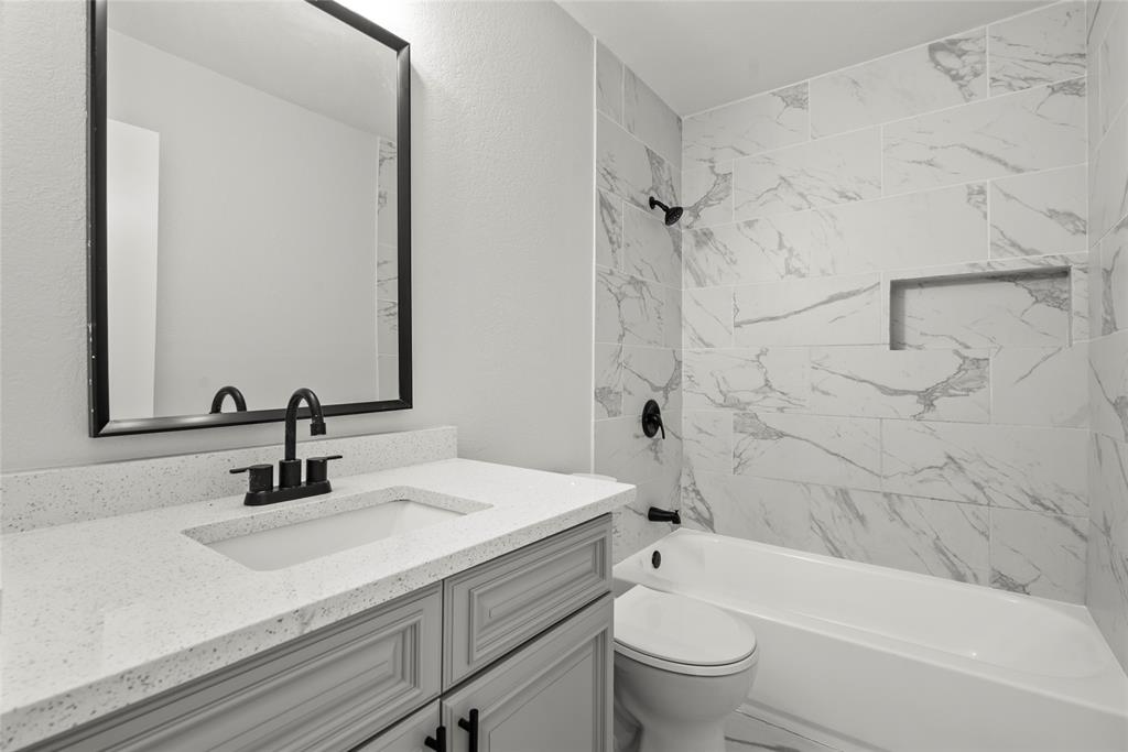 College Park 02 - Residential Lease