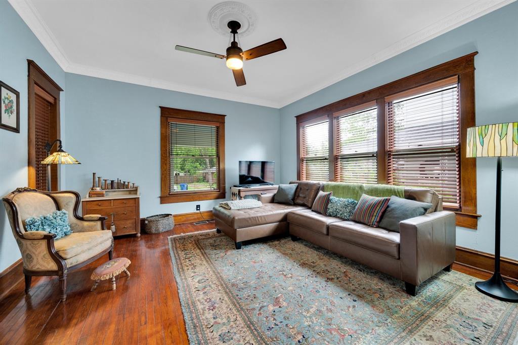 Ennis-Dvv - Residential