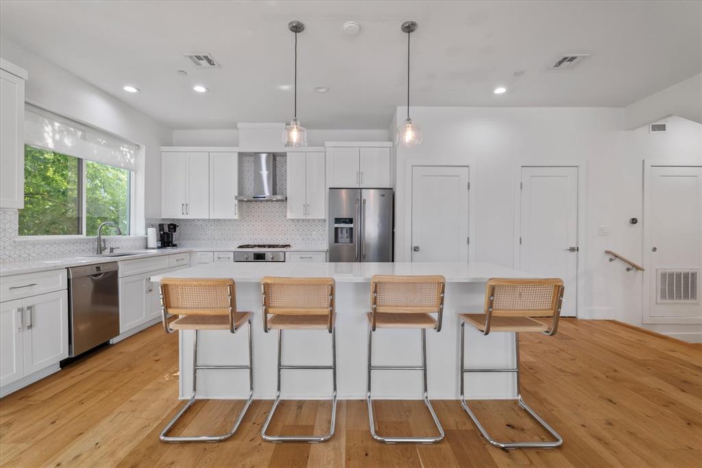 Moser Up at Henderson - Residential