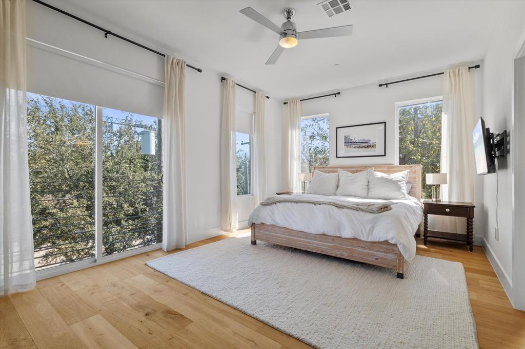 Moser Up at Henderson - Residential