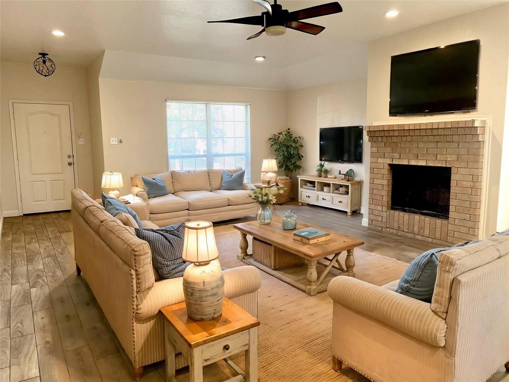 4816 Kingfisher Lane