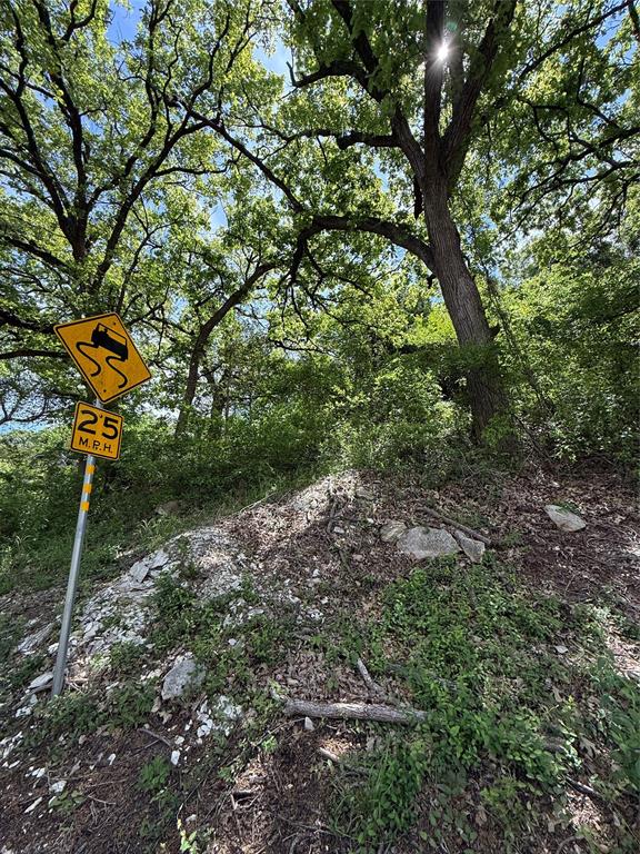 Photo 1 of 5 — 904 Sleepy Hollow Drive, Cedar Hill, TX 75104