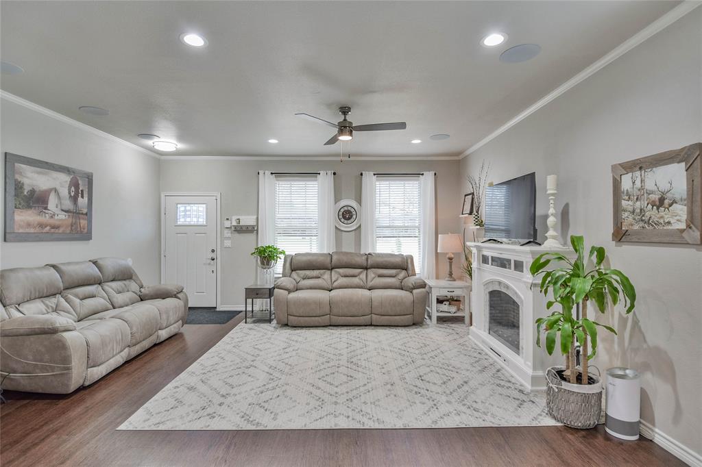 Comanche Cove - Residential