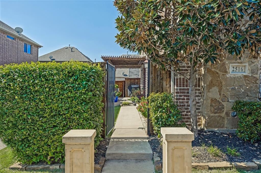 2516 Bill Moses Parkway
