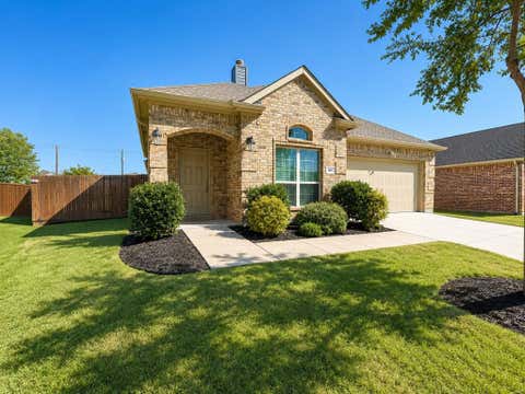 Photo of 301 Hideaway Road, McKinney, TX 75072 (MLS # 21335510)