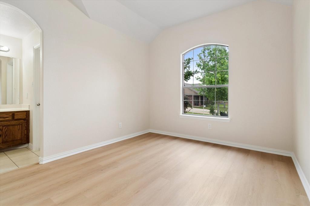 Lago Vista at Bonds Ranch - Residential