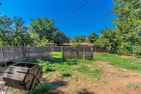 A home in Benbrook