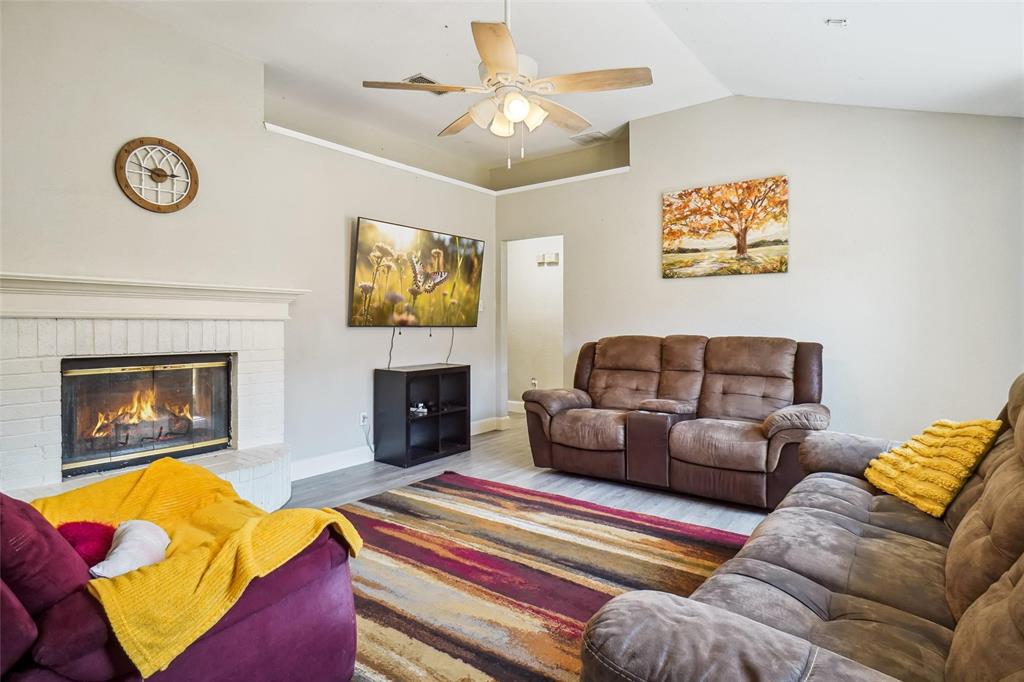 5905 Northfield Drive