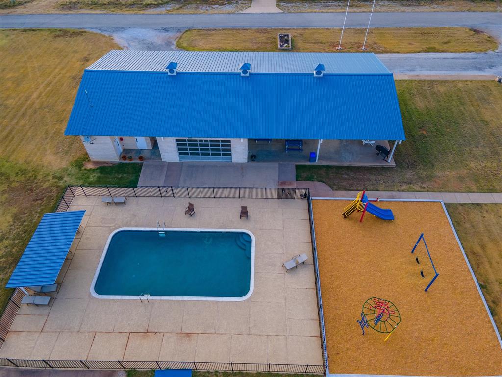 Sportsmans World - Land