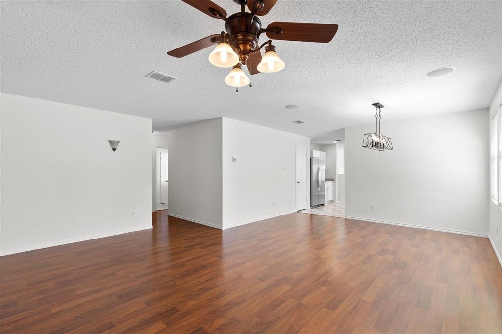 1356 Scenic Hills