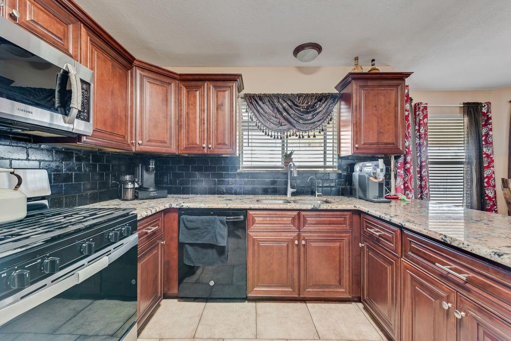 Marine Creek Heights Add - Residential