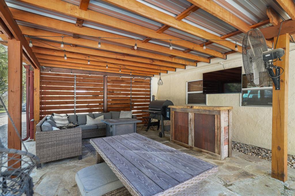 BARNES ELIZABETH - Residential