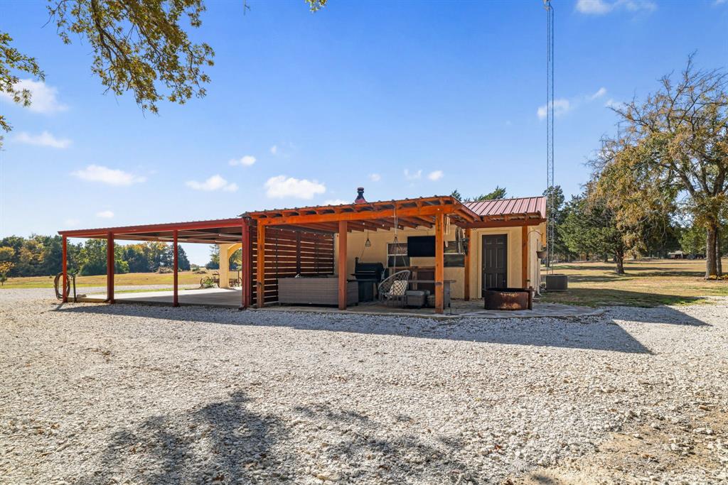 BARNES ELIZABETH - Residential