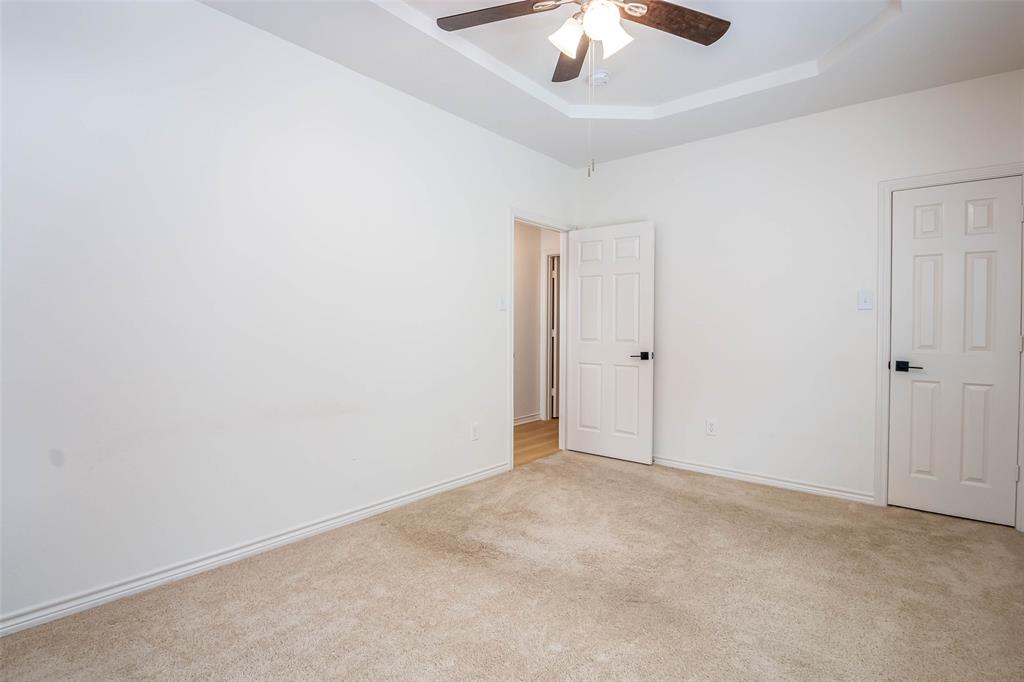 Villages At Willow Bay Ph I - Residential Lease