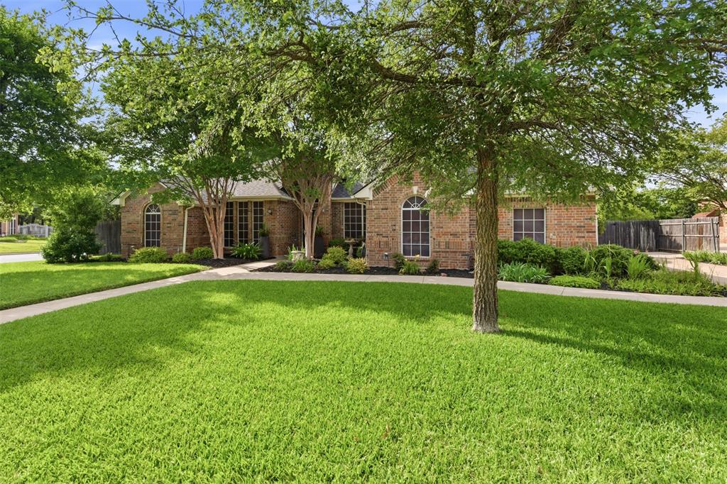901 Dylan Court