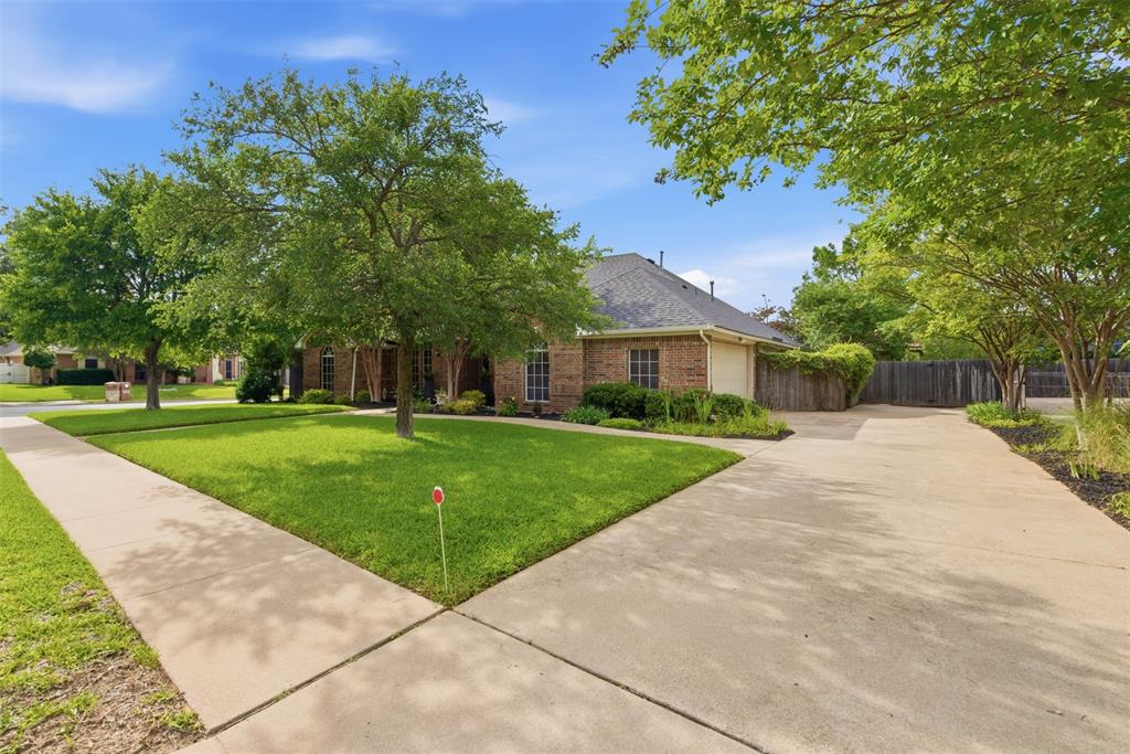 901 Dylan Court