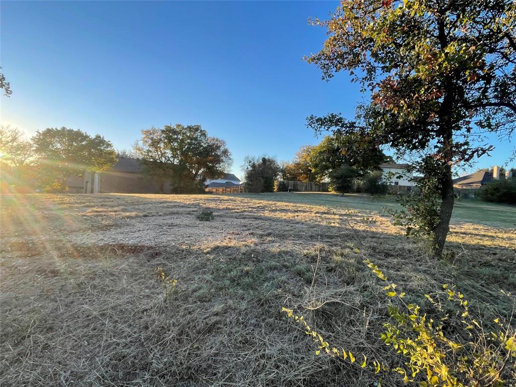 1708 Hillcrest Drive