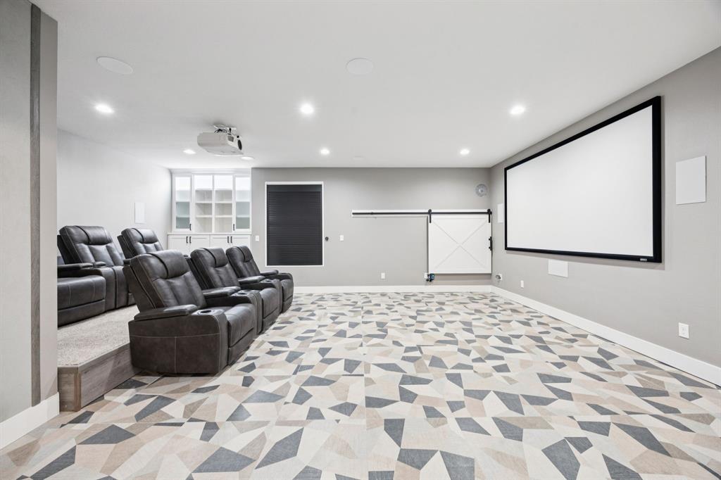 The Estates of Lone Oak - Residential