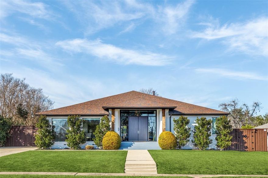 Welcome to a stunning, sprawling gem blending the best of 7615 Northaven in Dallas’ Preston Hollow-Jan Mar and a rare newer-construction one-story. The kitchen boasts quartz countertops, custom cabinetry, and SS appliances like double ovens, gas cooktop, built-in microwave and family seating area. Soaring 12ft ceilings crown an open floor plan with gas fireplace, solid wood flooring throughout, and floor-to-ceiling windows. The split layout features a large bedroom off a second living area, a master suite overlooking the pool, and two additional bedrooms each with an ensuite bathroom and walk-in closet. A massive entertainer's backyard offers new 8ft fencing, an outdoor kitchen, Trex decking, recent sparkling pool, plus a generous side yard all sitting on nearly half an acre. Nestled between the home’s three wings, a covered outdoor living area overlooks it all. Flexible, spacious, and move-in ready. Welcome home!