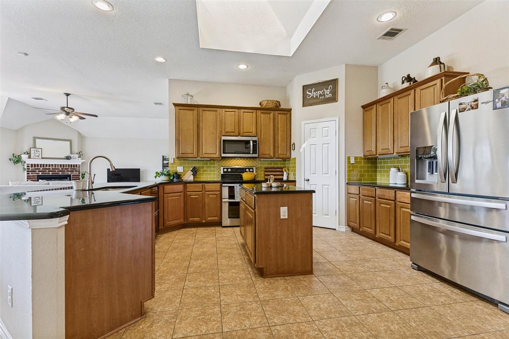 Mistletoe Hill Ph III - Residential