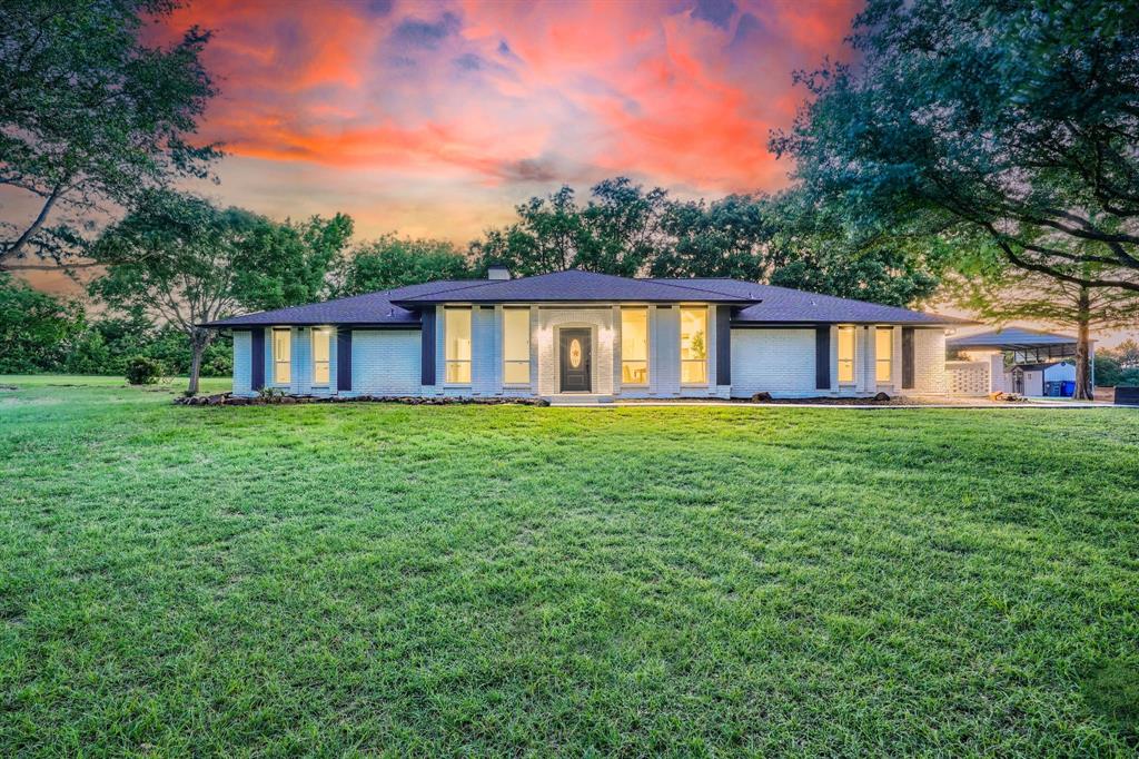 931 Meadow Drive