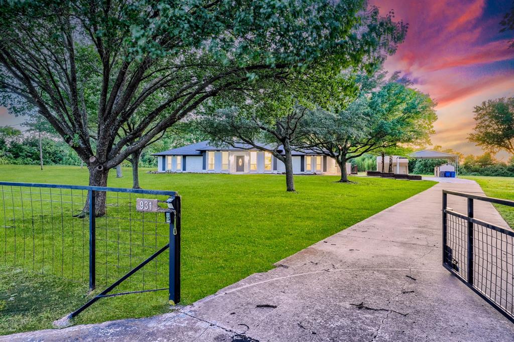 931 Meadow Drive