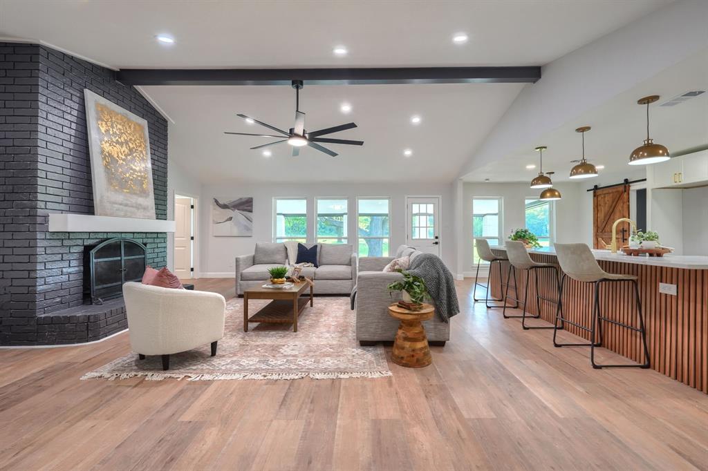 931 Meadow Drive