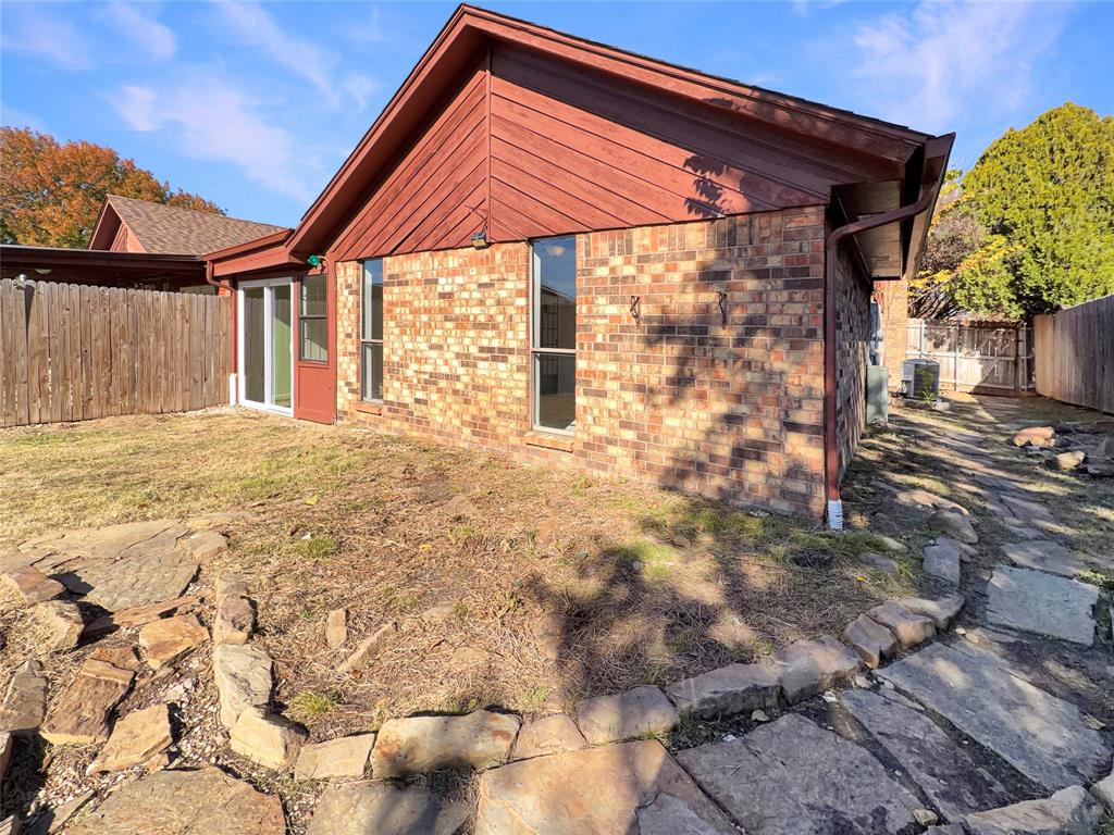 320 Mountain View Court