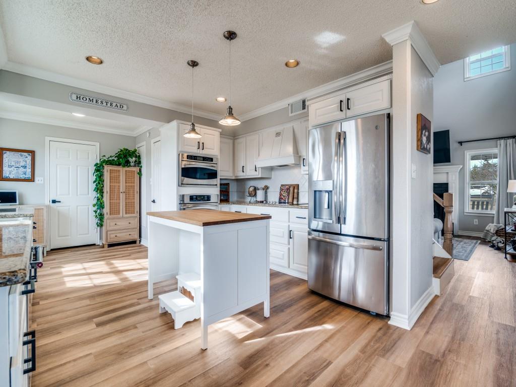 A1147 WOOD MATT - Residential