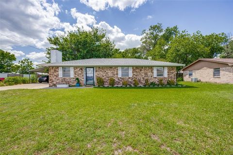 Photo of 614 Elder Street, Collinsville, TX 76233 (MLS # 21275569)