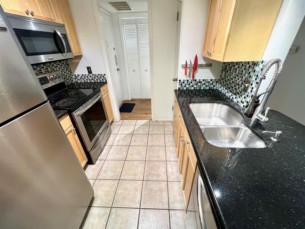 4845 Cedar Springs Road 368