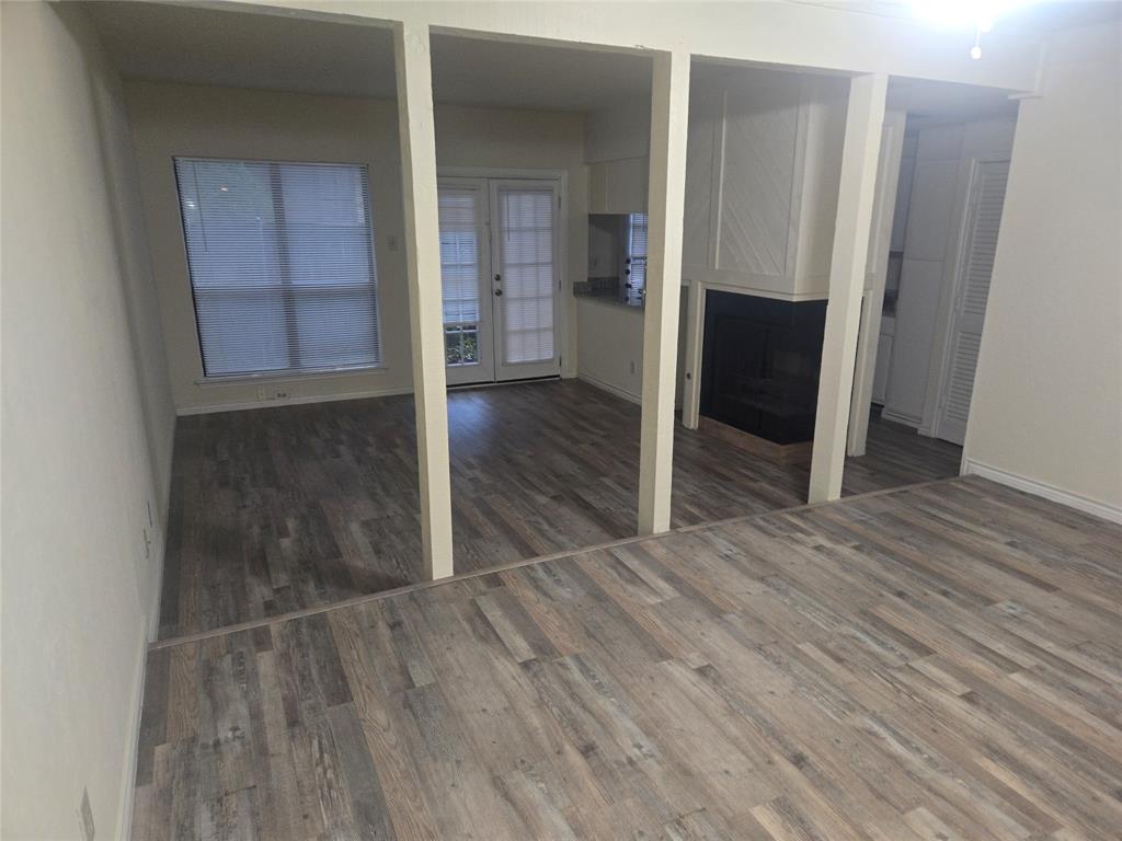 HOLLY OAKS TOWNHOMES - Residential Lease