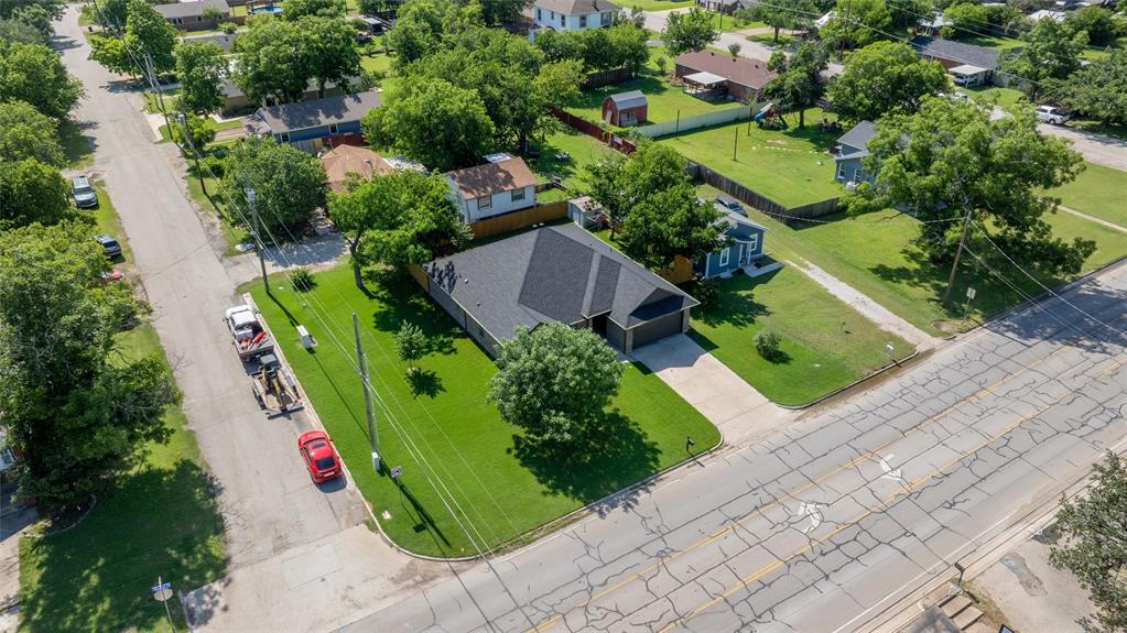 322 S Bowie Drive