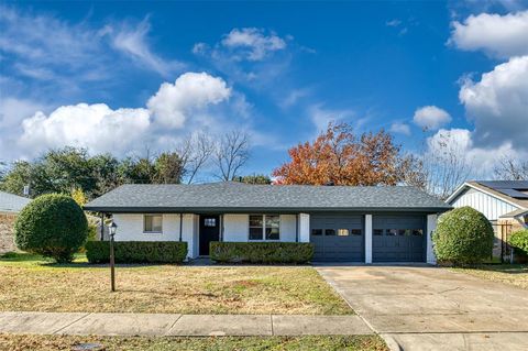 2130 Lemart Street Grand Prairie TX 75051