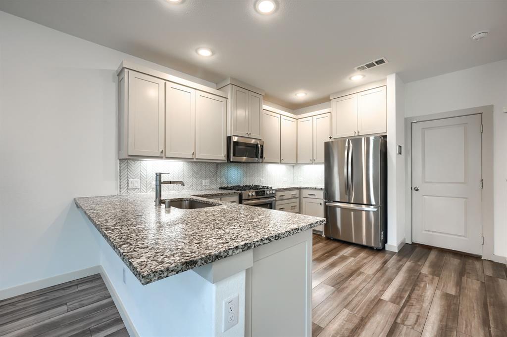 Villas at Southgate Townhomes - Residential