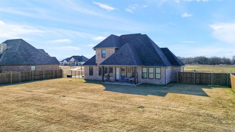 A home in Pottsboro