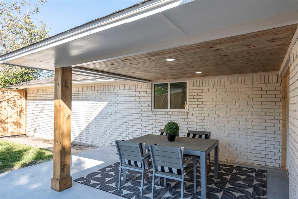 Lovers Lane East - Residential