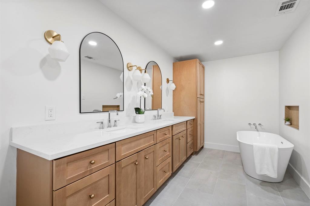 Lovers Lane East - Residential