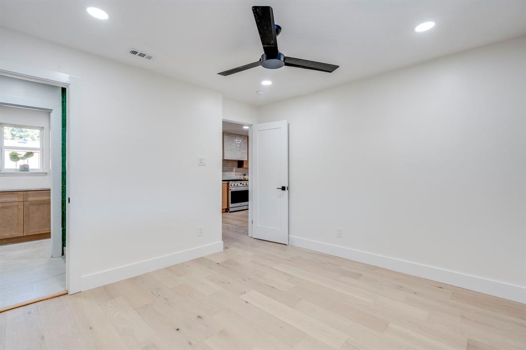 Lovers Lane East - Residential