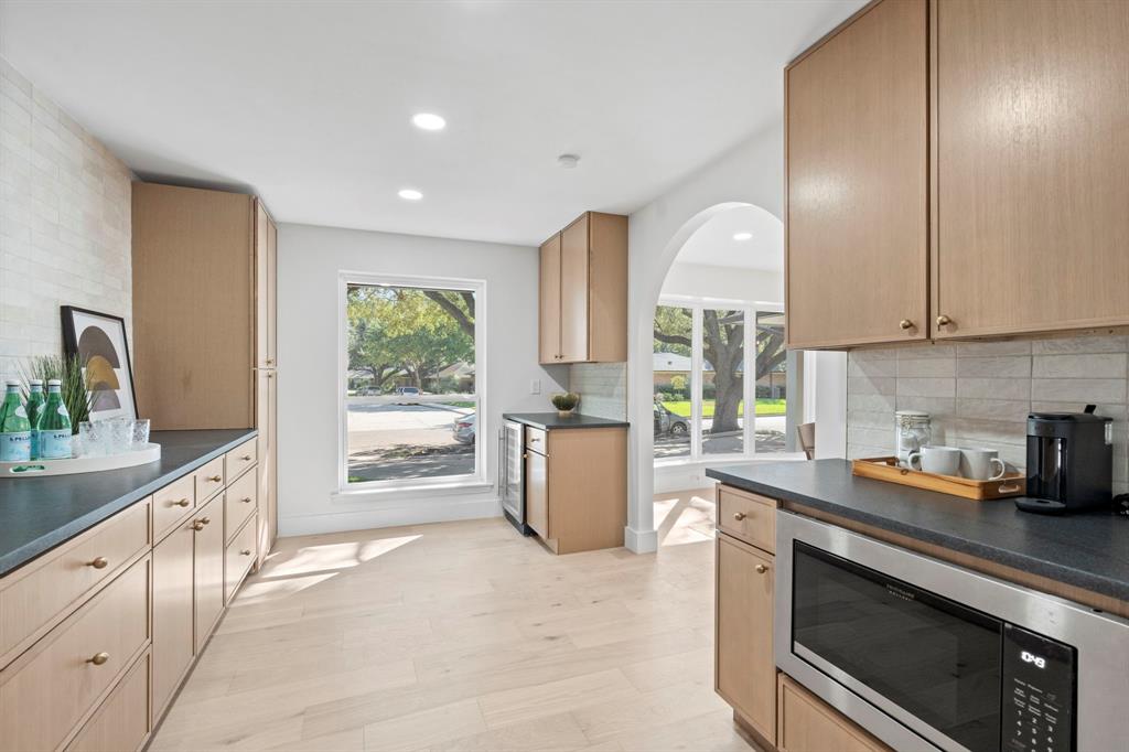 Lovers Lane East - Residential