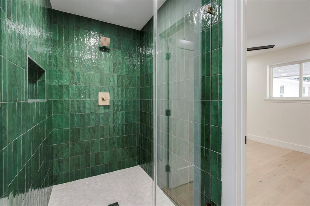 Lovers Lane East - Residential