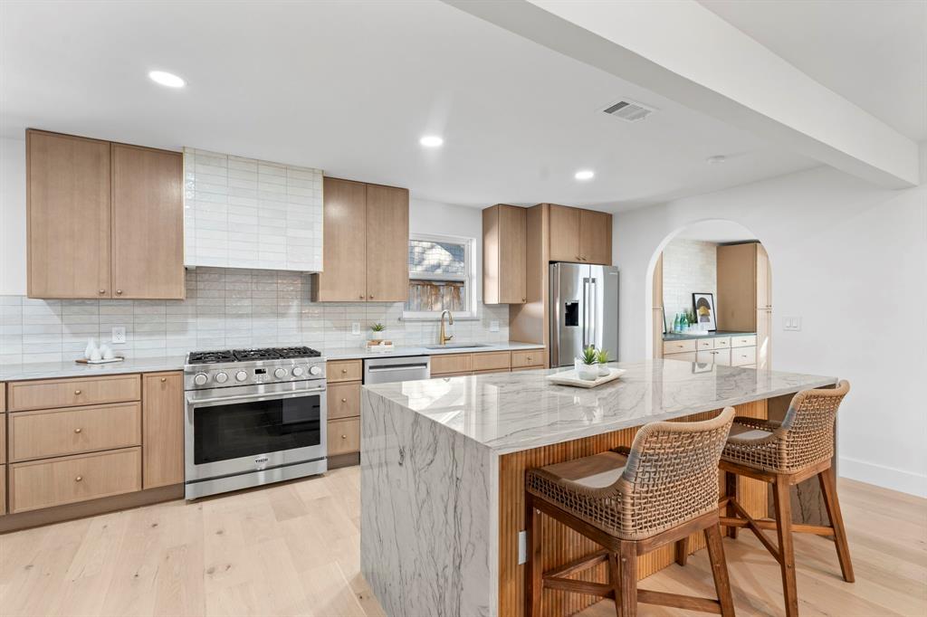 Lovers Lane East - Residential