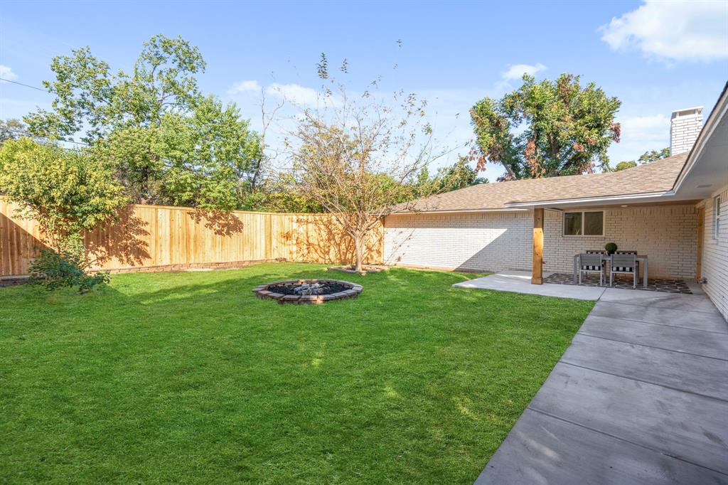 Lovers Lane East - Residential