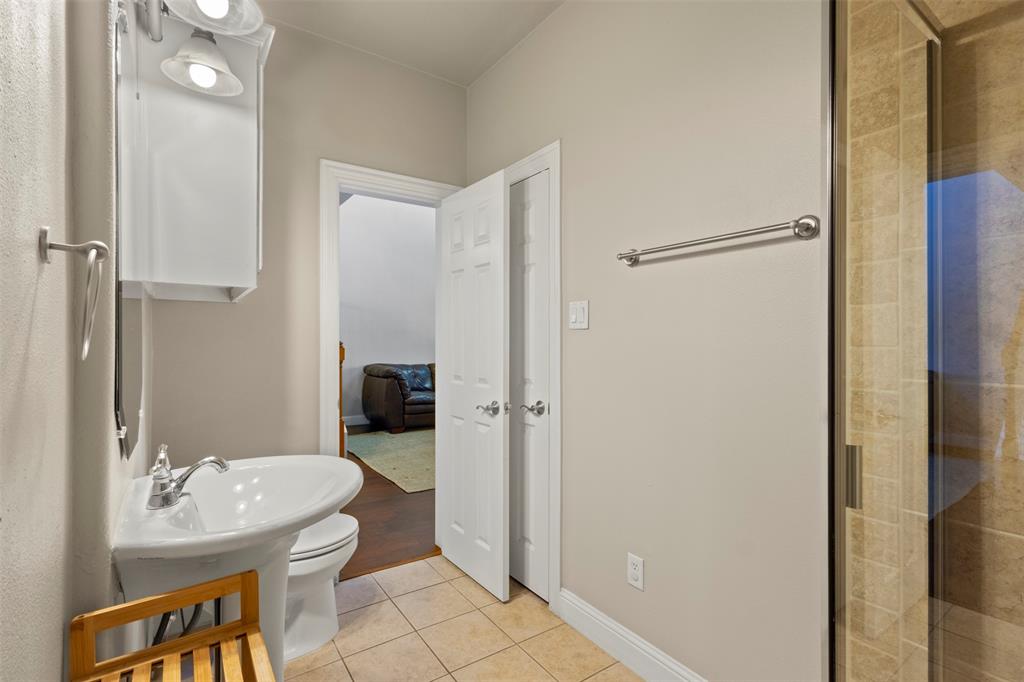 Versaille Condo - Residential Lease