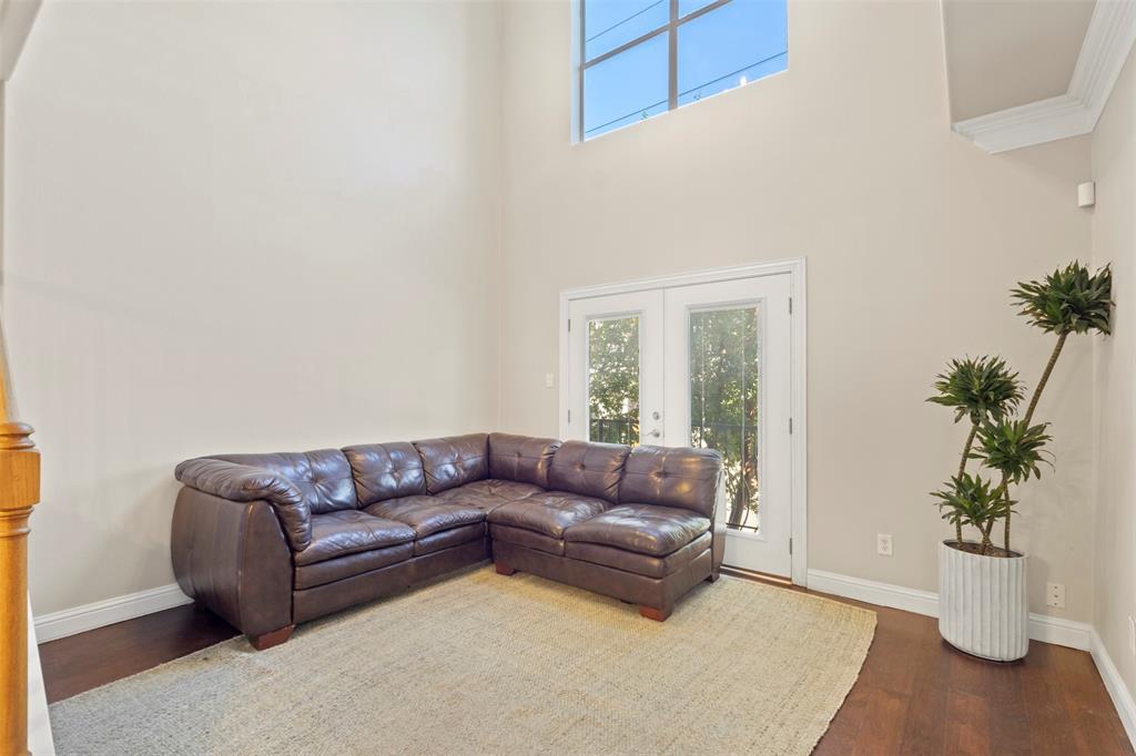 Versaille Condo - Residential Lease