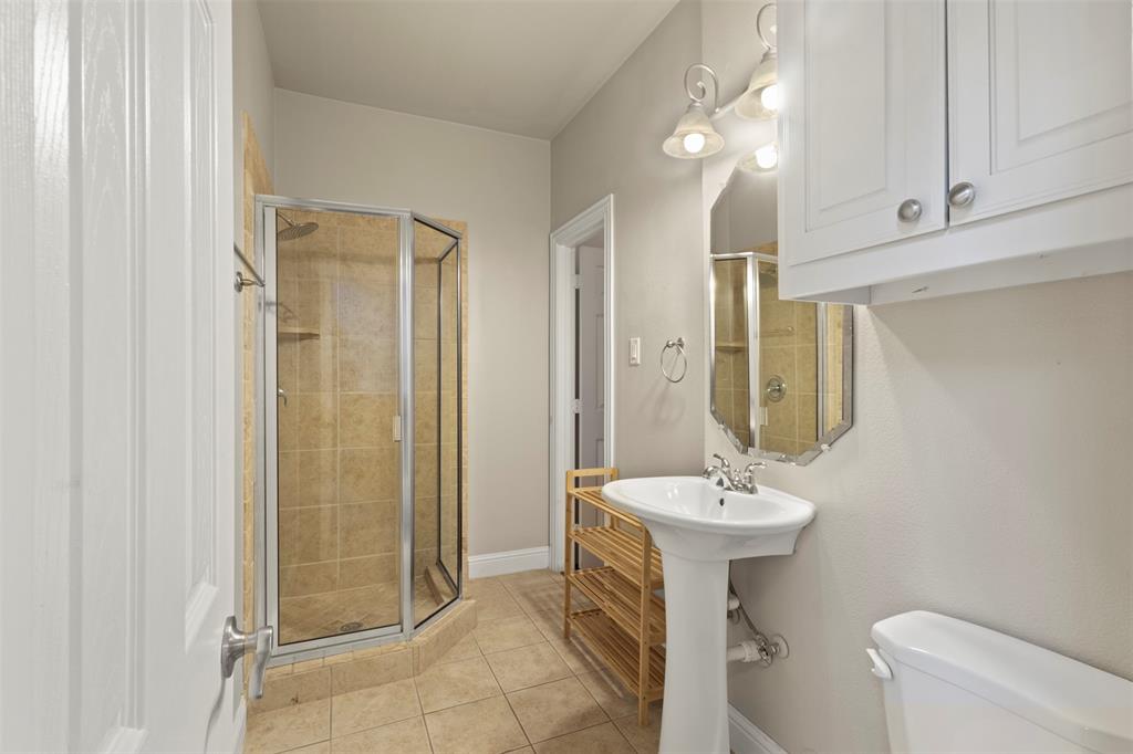 Versaille Condo - Residential Lease